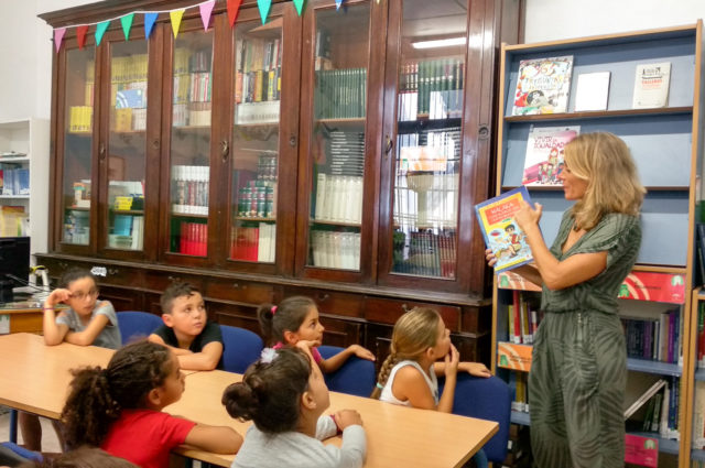 Presentación-campaña-de-donación-de-libros-en-CEIP-Prácticas-Nº1