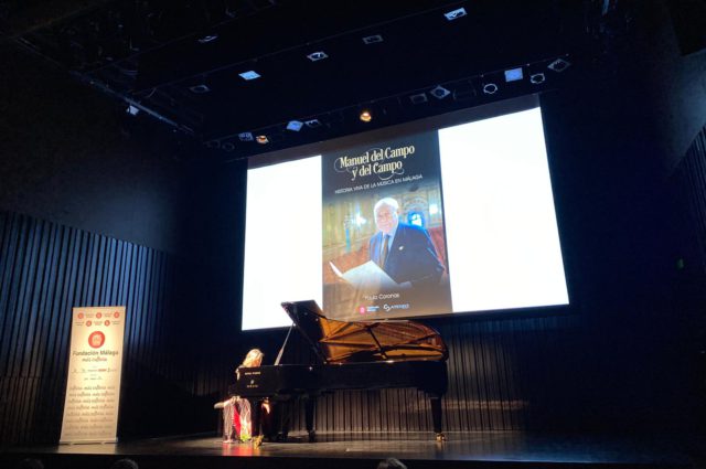 Presentación libro Manuel del Campo y concierto Paula Coronas (18)